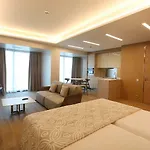 Cosmo 4*
