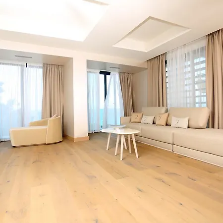 Cosmo Lejlighedshotel Platja d'Aro