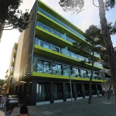 Aparthotel Cosmo 4*