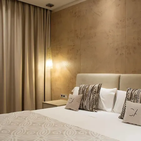 Cosmo 4* بلاتجا ذارو