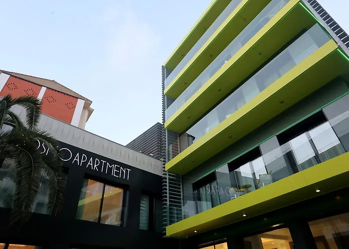 Cosmo Ξενοδοχείο με διαμερίσματα 4*