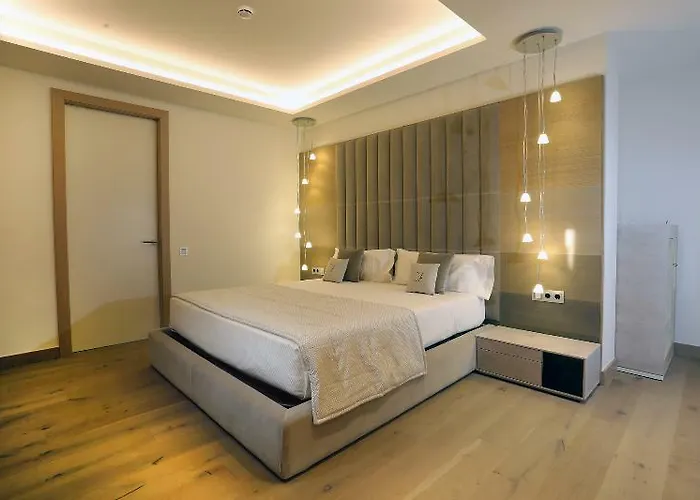 Apart-hotel Cosmo 4*