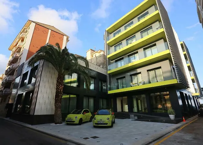 Cosmo Lejlighedshotel 4*